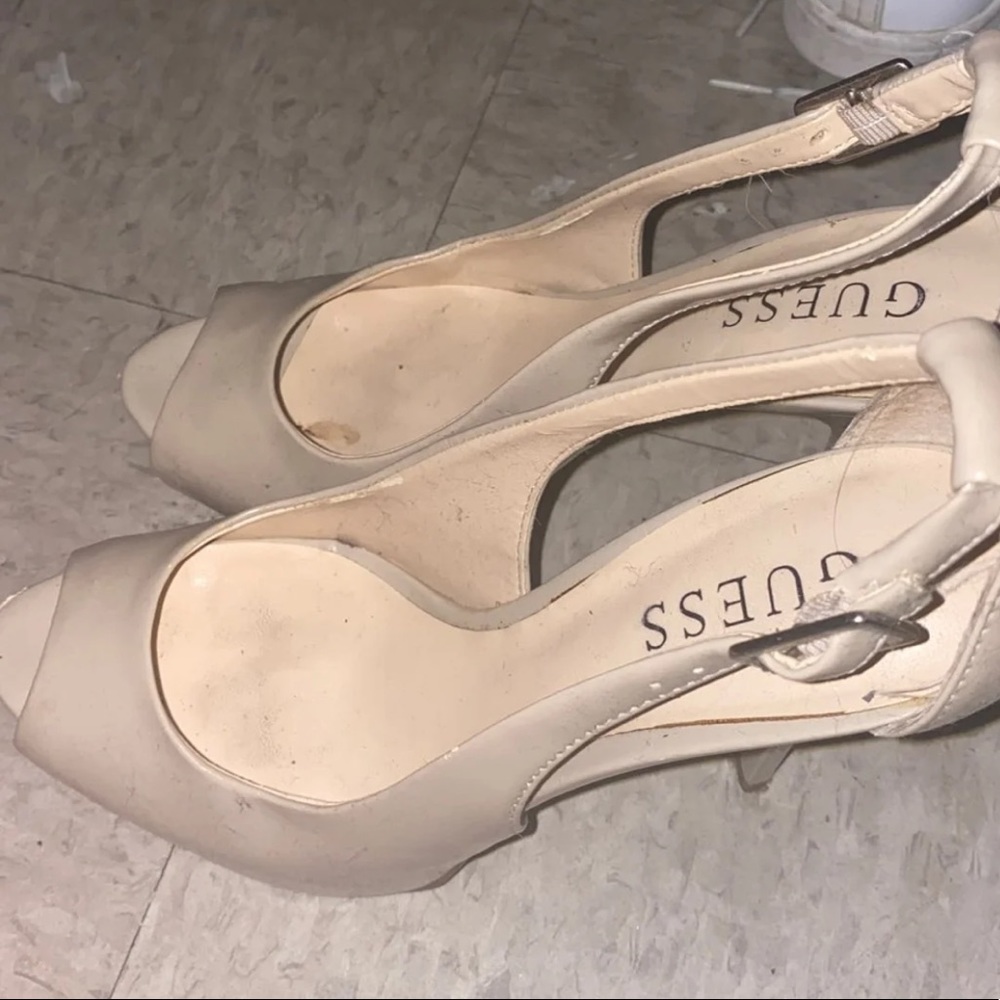 Guess nude heels size 6 womens
